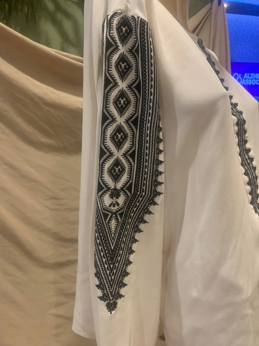 Kobi halpern blouse - Picture 3 of 5